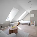 L Nygard Apart-hotel