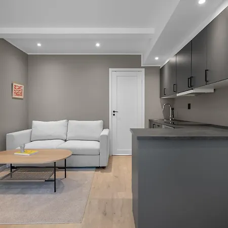 L Nygard Apartahotel